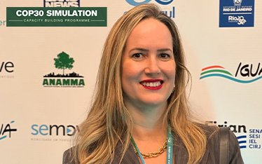 07 08 PET Professora noticia 374 x 234